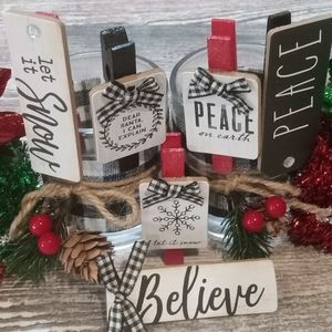 🎄🎄 Beautiful Designer Christmas Clothes Pins "Believe"🎄🎄
